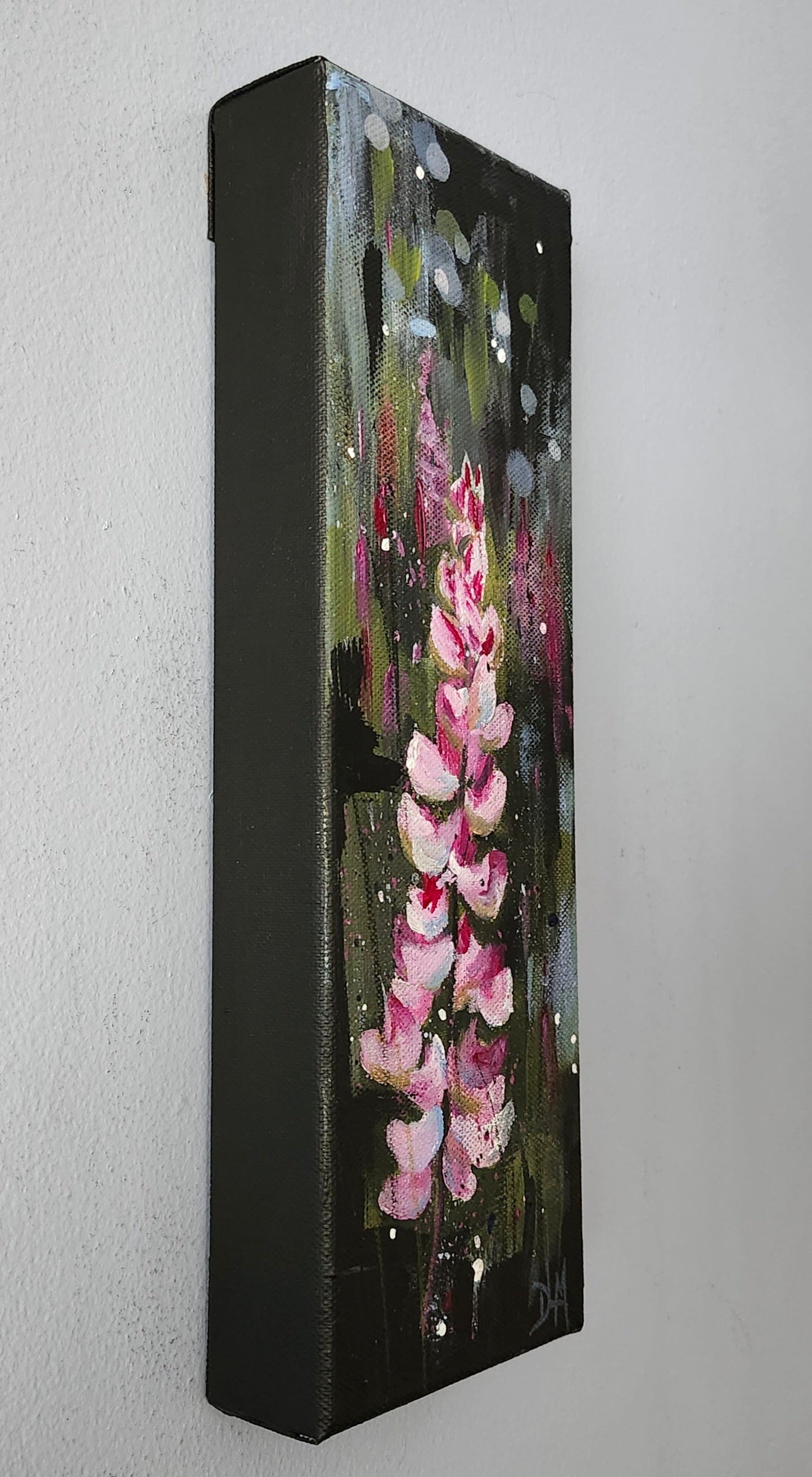 Side view of the acrylic painting to demonstrate the black 1 inch border of the gallery stretched canvas.